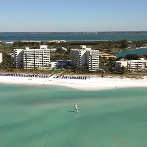 **** Resort At Club Estados Unidos